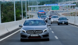 Về quê ăn tết, lái xe trên cao tốc thế nào cho an toàn?